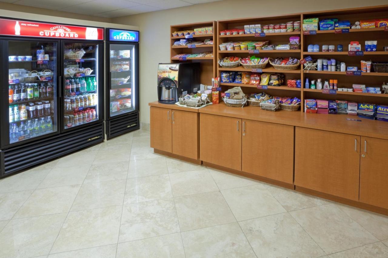 阿伯丁- 埃奇伍德 - 贝莱尔烛木套房酒店 河边城 外观 照片